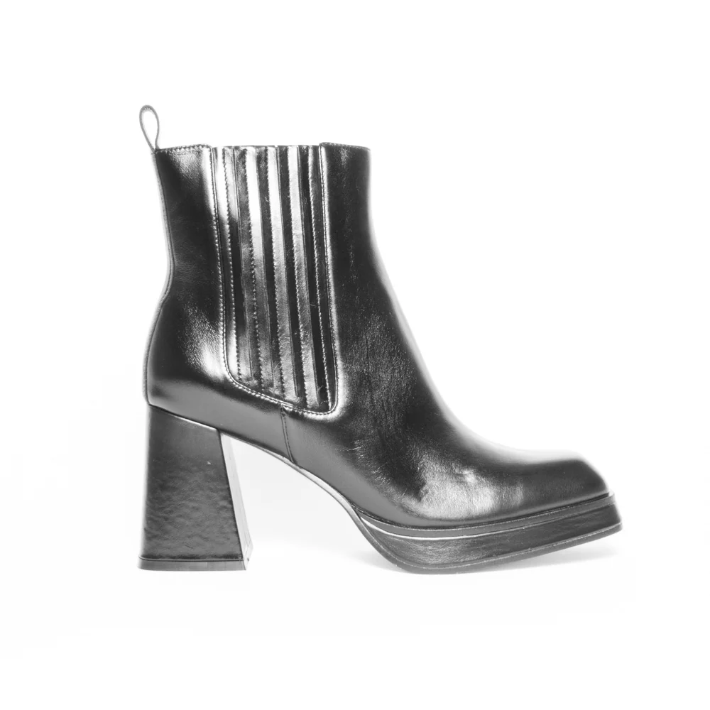 products.gallery.thumbnail_alt